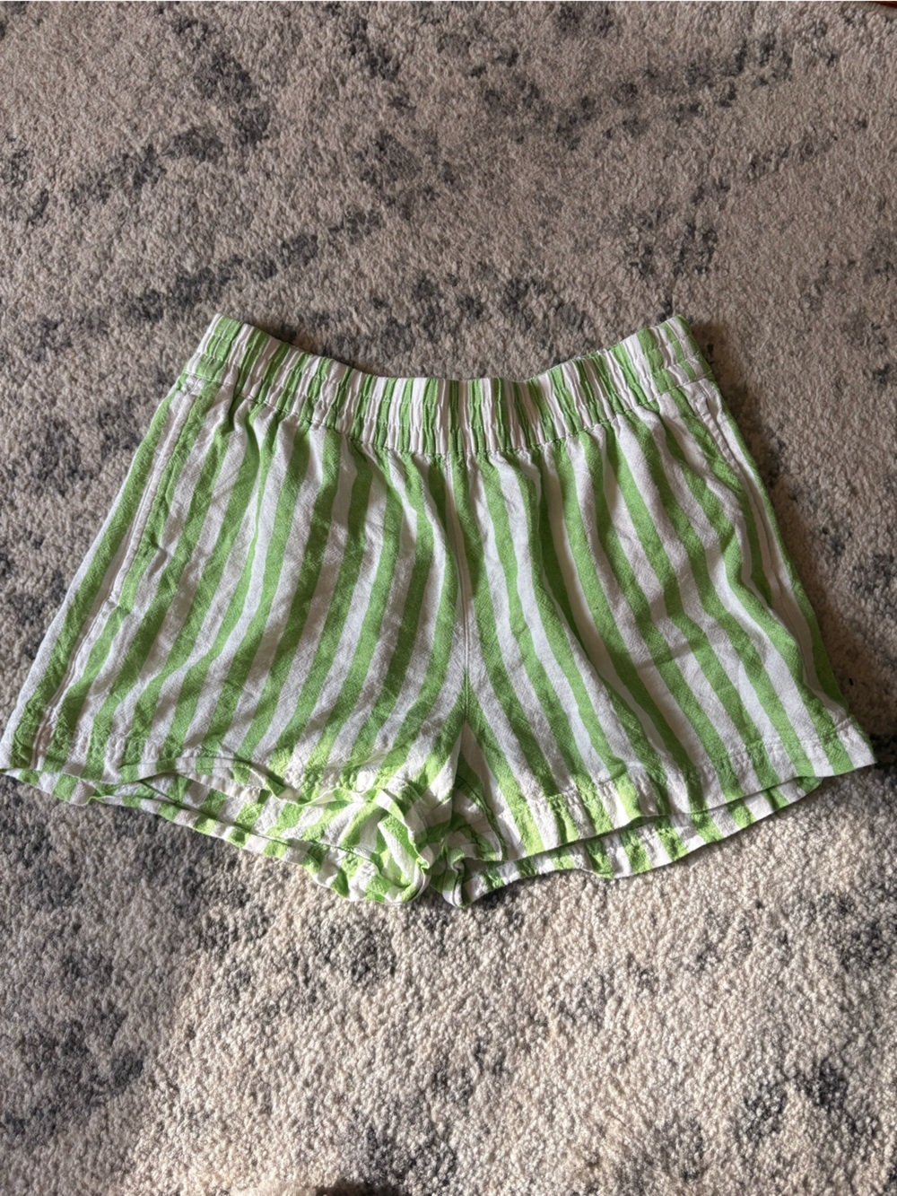 Old Navy Green and White Striped Women’s Shorts